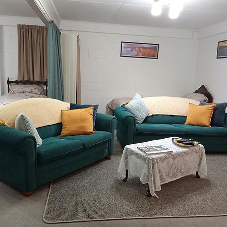 Park View 'Home Away From Home' Feilding Bagian luar foto
