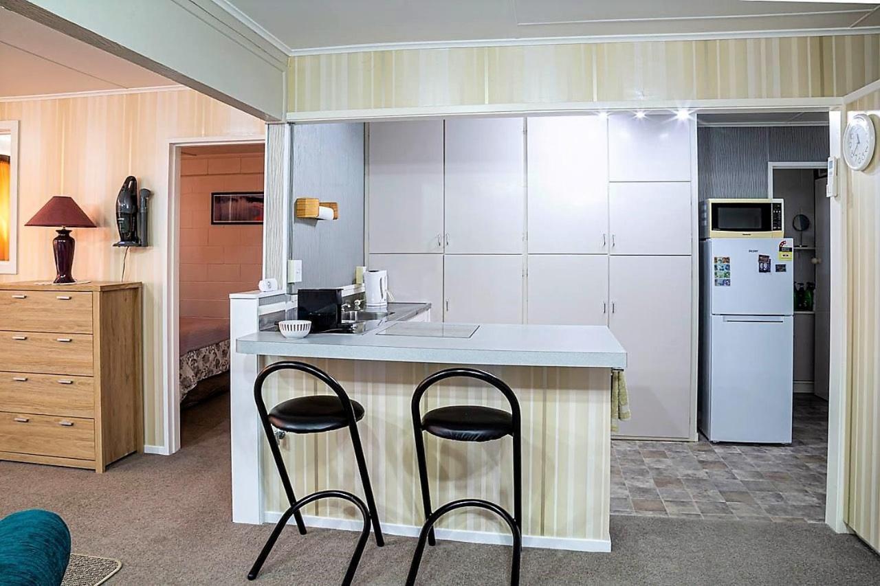 Park View 'Home Away From Home' Feilding Bagian luar foto