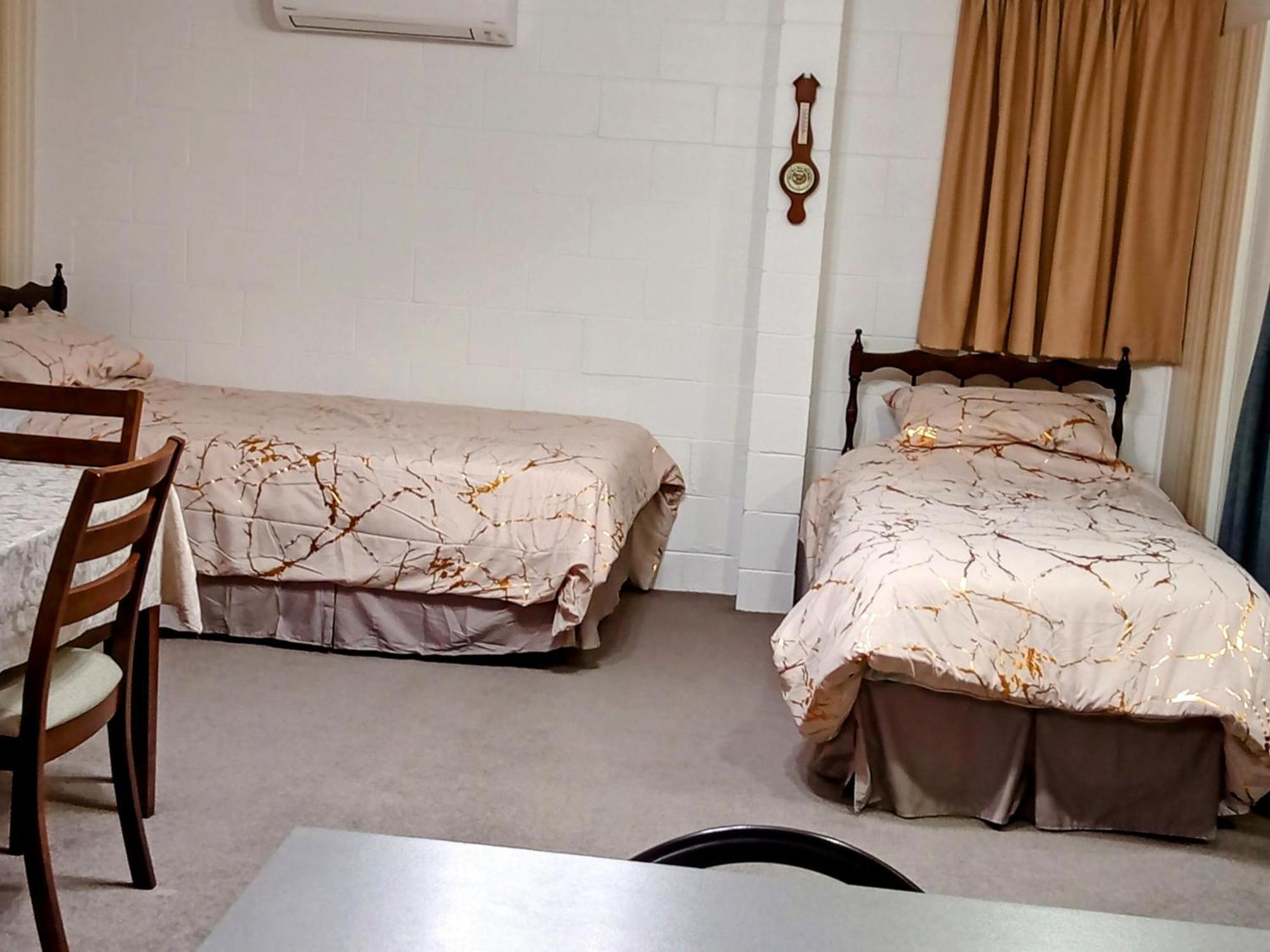 Park View 'Home Away From Home' Feilding Bagian luar foto